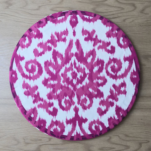 Forro poliéster Ikat fucsia