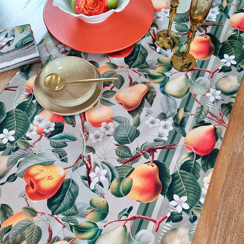 Camino de mesa Peras