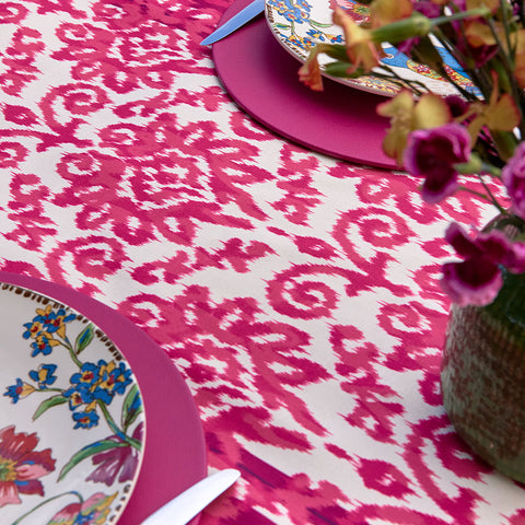 Camino de mesa Ikat fucsia