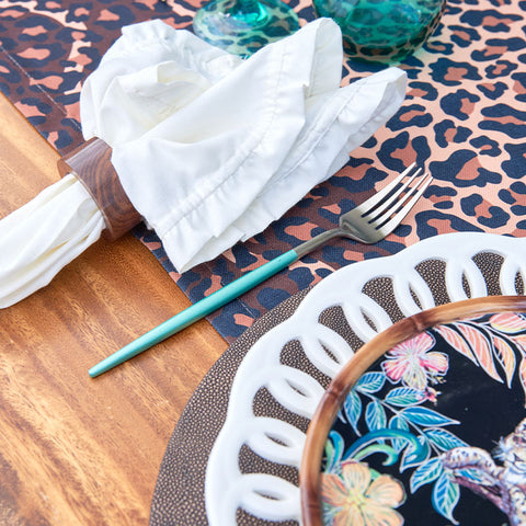 Camino de mesa Leopardo café